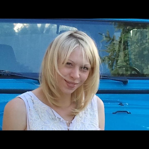 Meet your Posher, Jessica - Picture 1 of 1